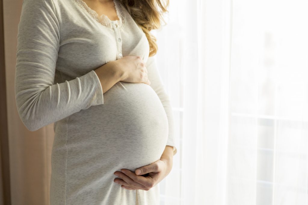 признаки беременности, тест на беременность, первые симптомы беременности